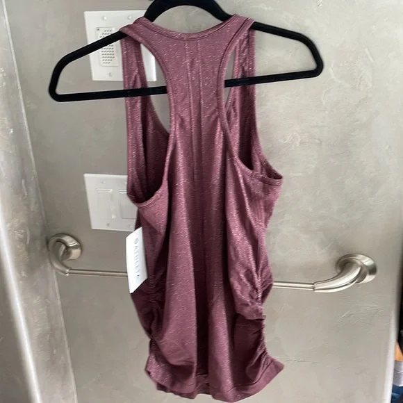 NWT Athleta Speedlight Glow Tee tank top - Picture 6 of 11